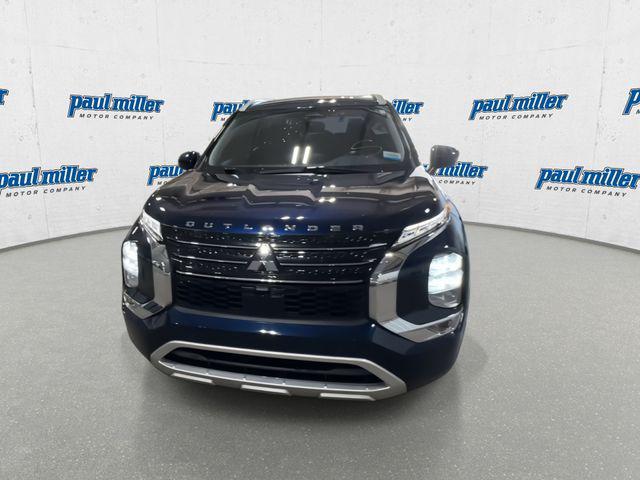 used 2022 Mitsubishi Outlander car, priced at $18,019