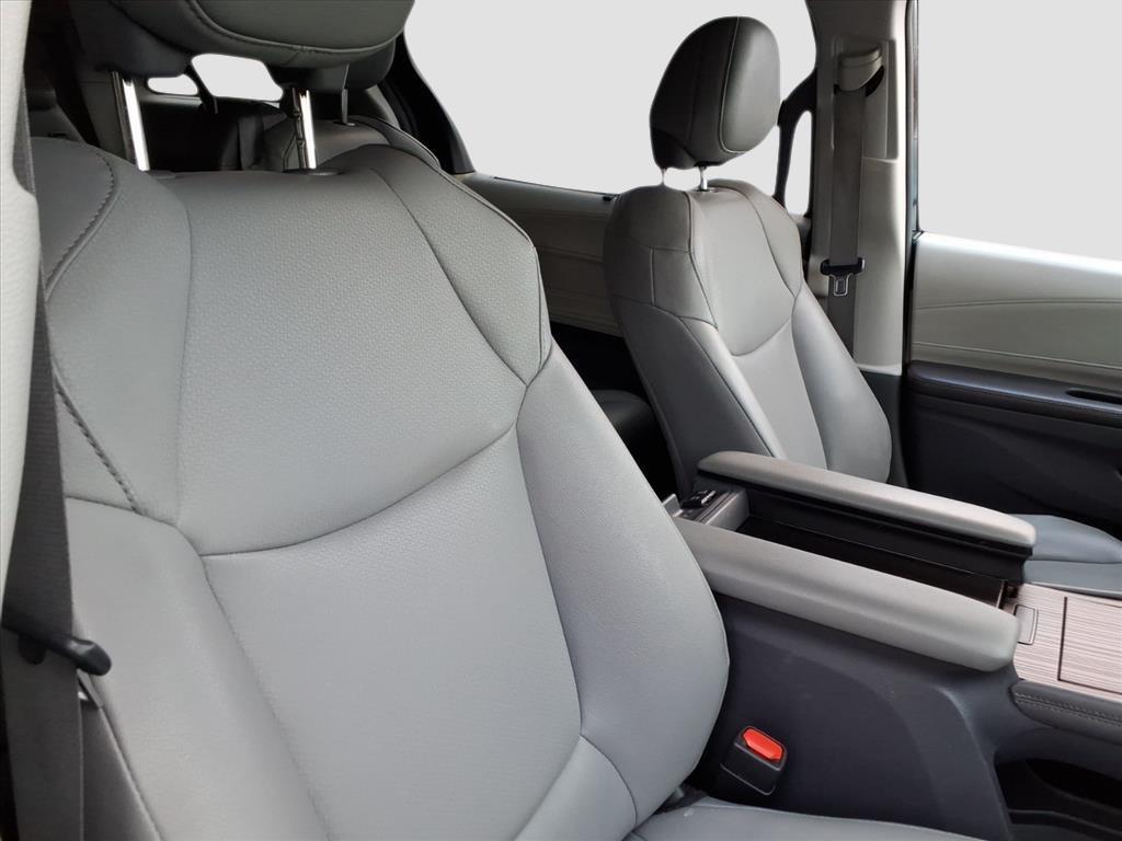 used 2023 Toyota Sienna car, priced at $34,754