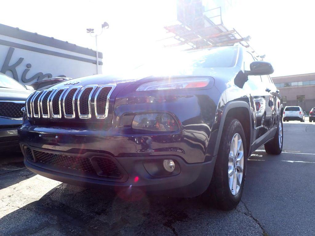 used 2015 Jeep Cherokee car, priced at $7,999