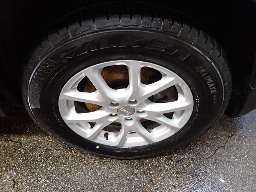 used 2015 Jeep Cherokee car, priced at $7,999