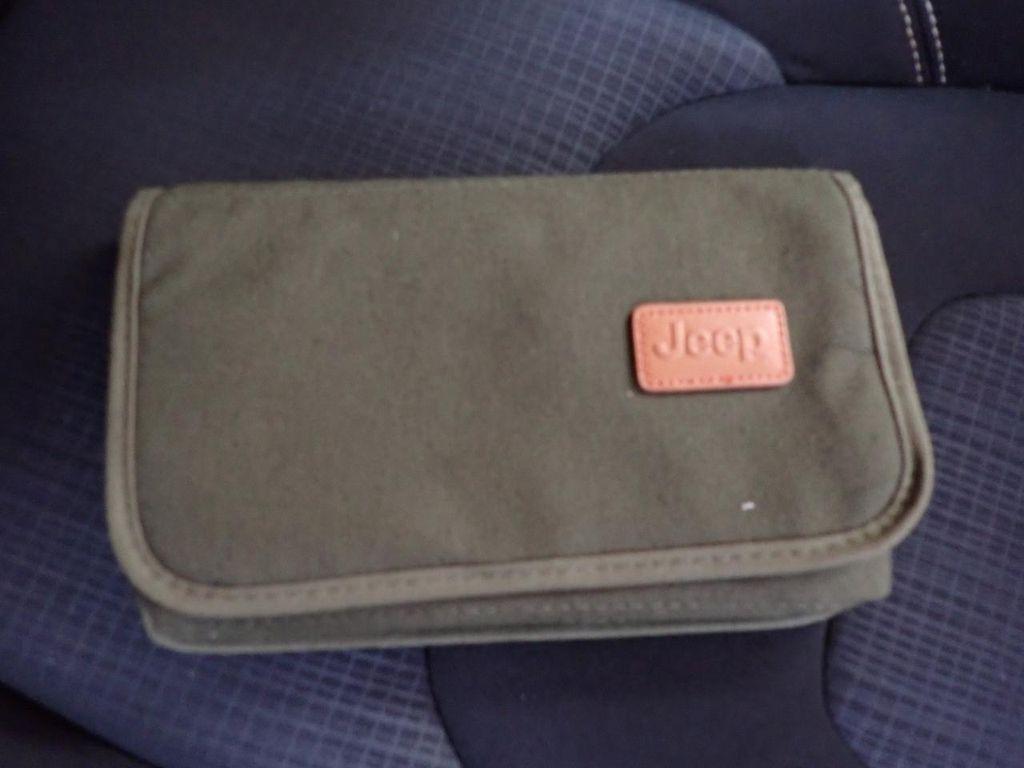 used 2015 Jeep Cherokee car, priced at $7,999