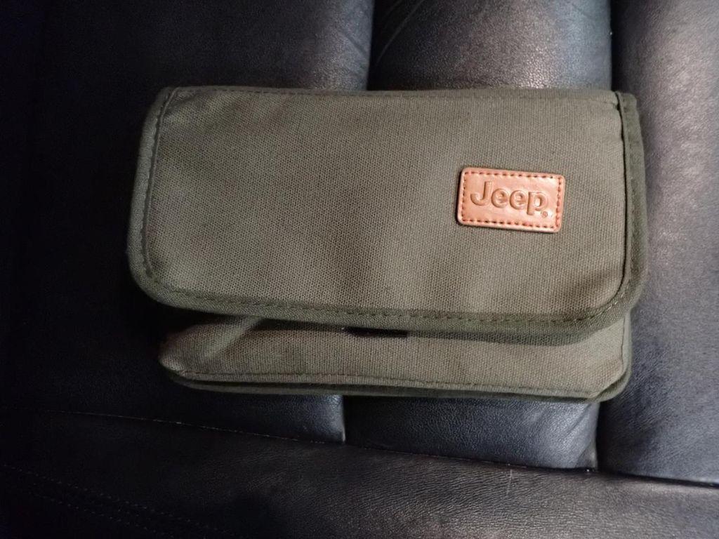 used 2012 Jeep Grand Cherokee car, priced at $5,999