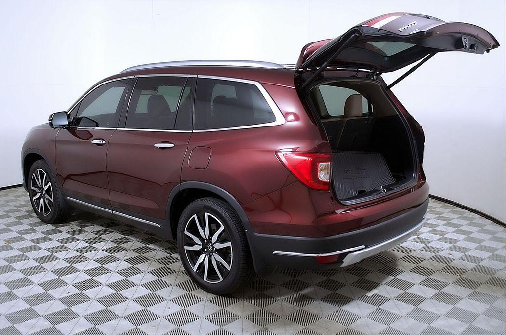 used 2022 Honda Pilot car, priced at $24,998