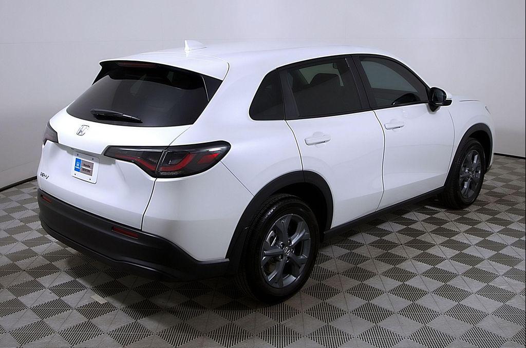 new 2027 Honda HR-V car
