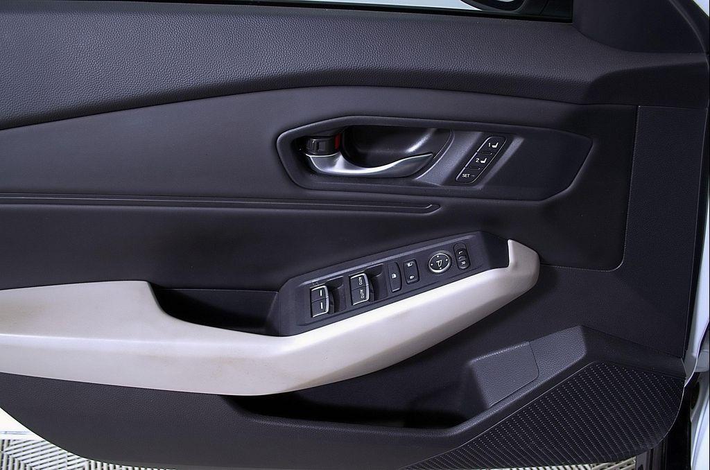 used 2023 Honda Accord Hybrid car, priced at $29,689