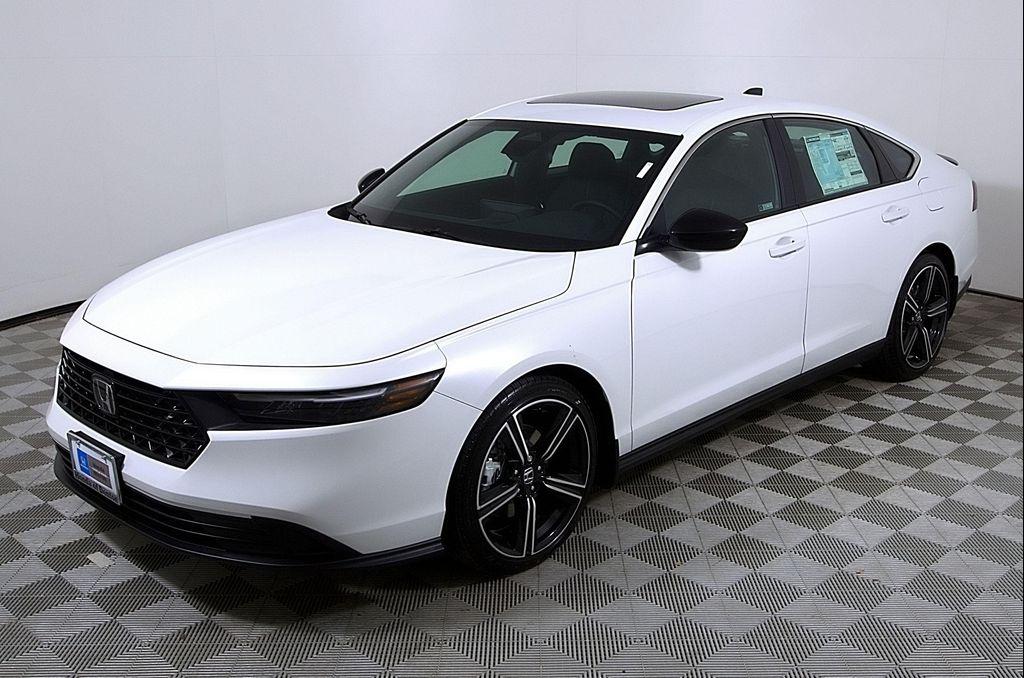 new 2026 Honda Accord Hybrid car