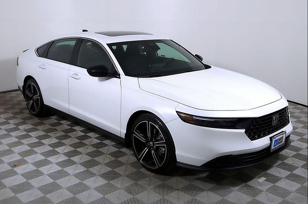 new 2026 Honda Accord Hybrid car