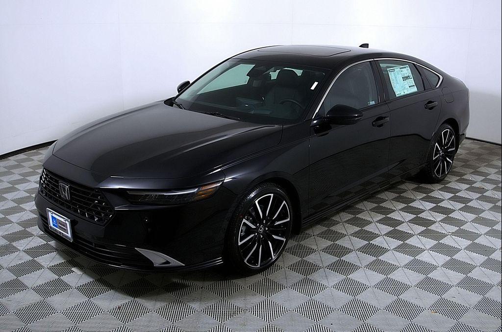 new 2026 Honda Accord Hybrid car, priced at $37,946