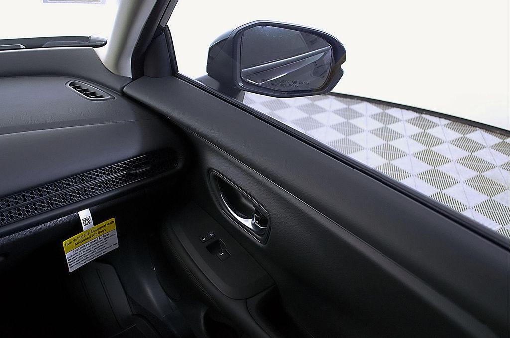 new 2026 Honda HR-V car