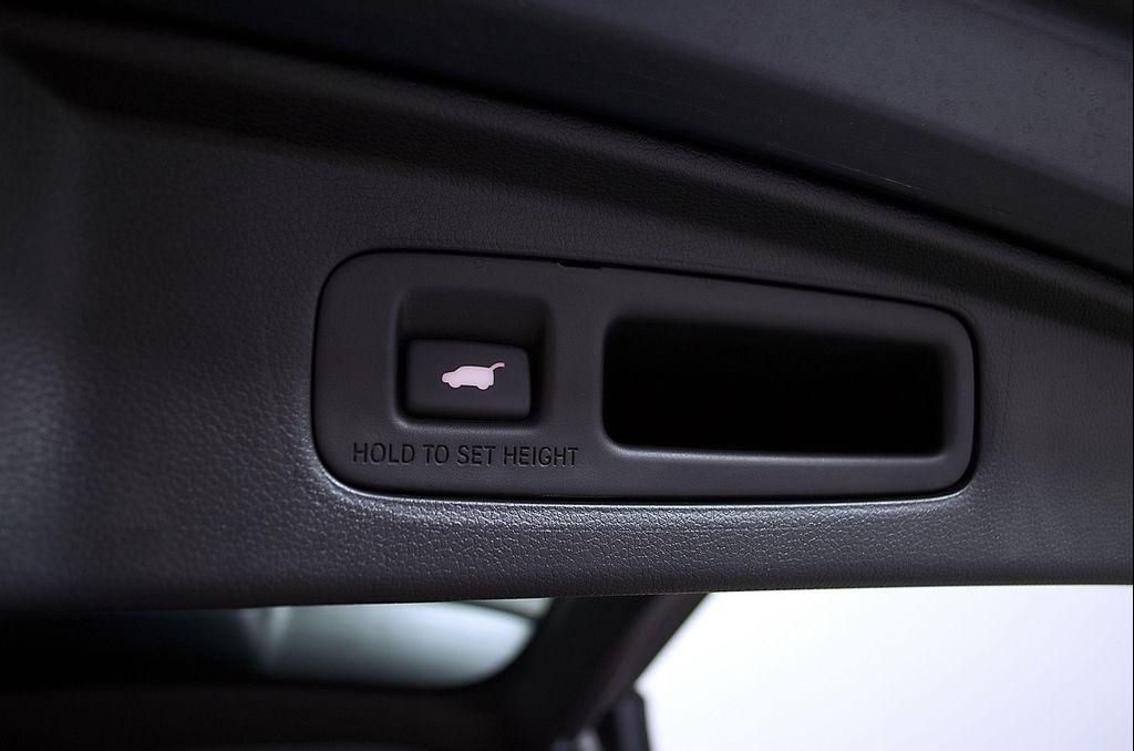 used 2025 Honda CR-V car, priced at $33,798
