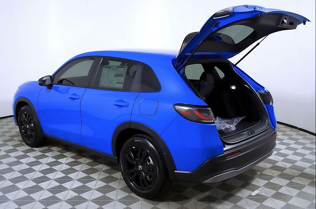 new 2026 Honda HR-V car