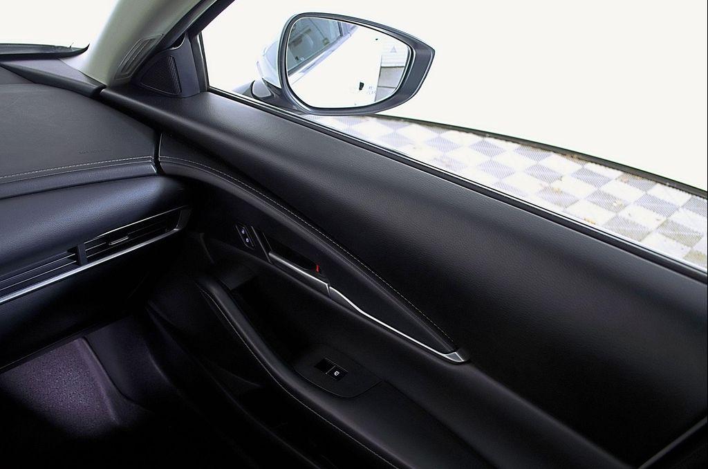 used 2022 Mazda CX-30 car, priced at $22,299