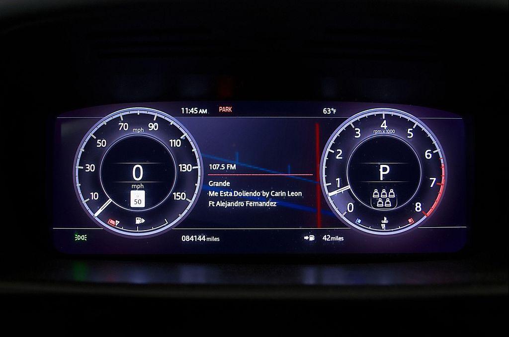 used 2020 Land Rover Discovery car, priced at $19,798