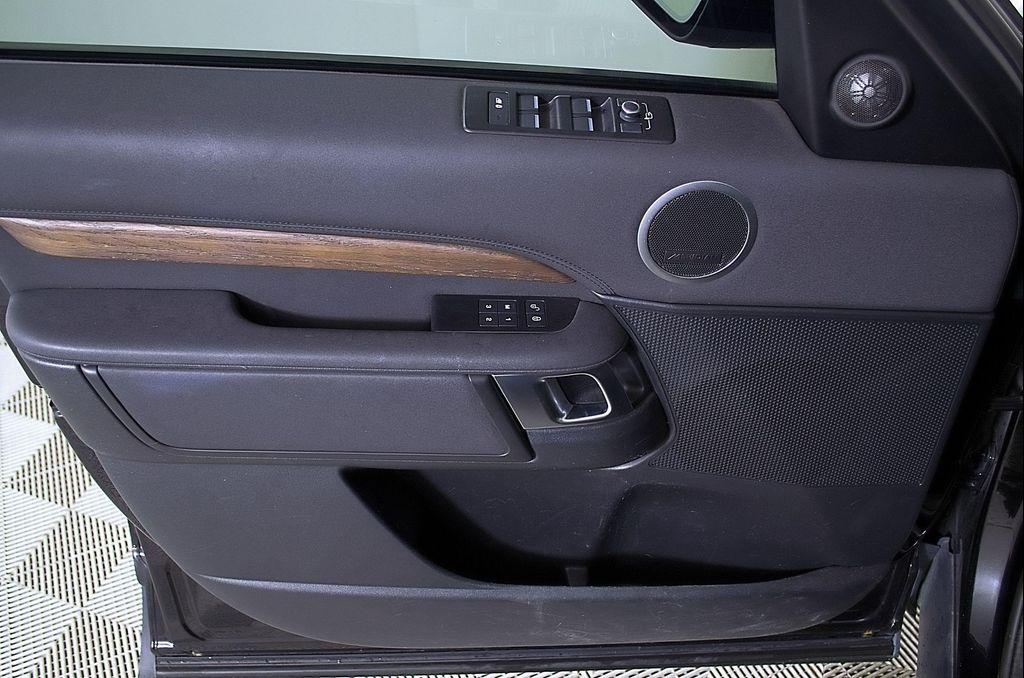 used 2020 Land Rover Discovery car, priced at $19,798