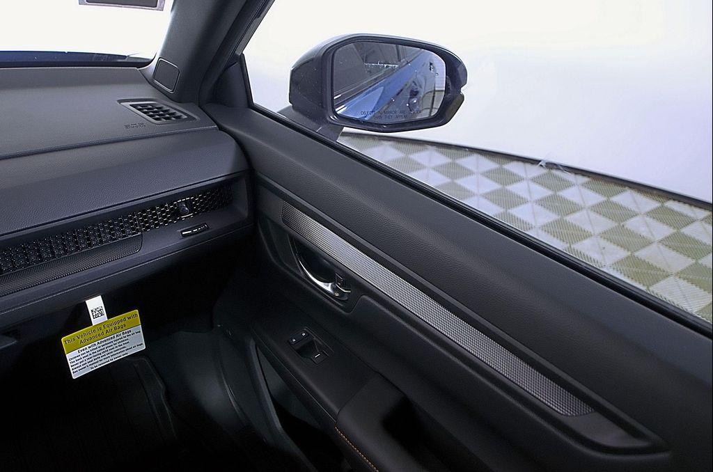 new 2026 Honda CR-V Hybrid car