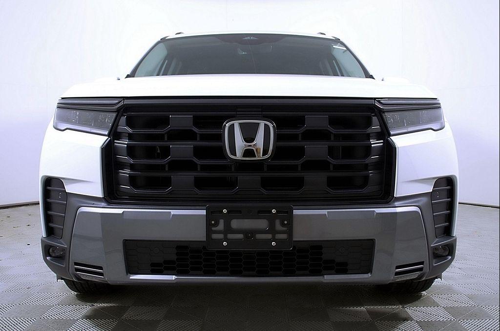 new 2026 Honda Pilot car, priced at $46,445