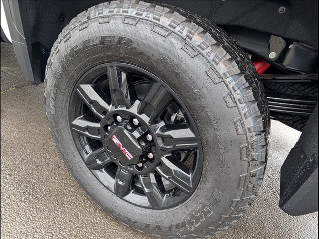 new 2026 GMC Sierra 2500 car, priced at $90,260