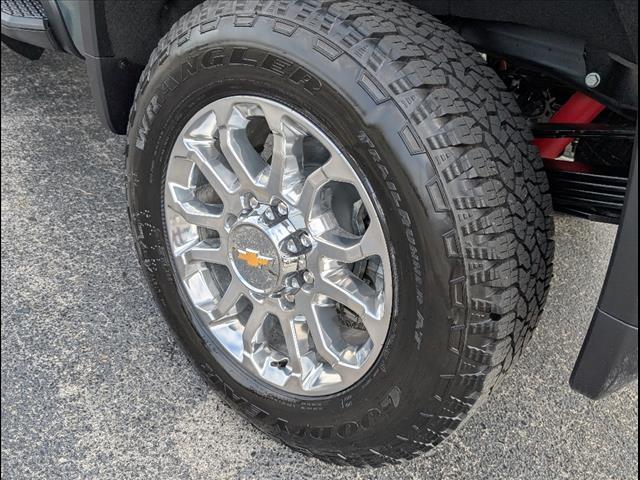 new 2025 Chevrolet Silverado 2500 car, priced at $79,960