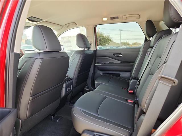 new 2026 Nissan Pathfinder car, priced at $43,785