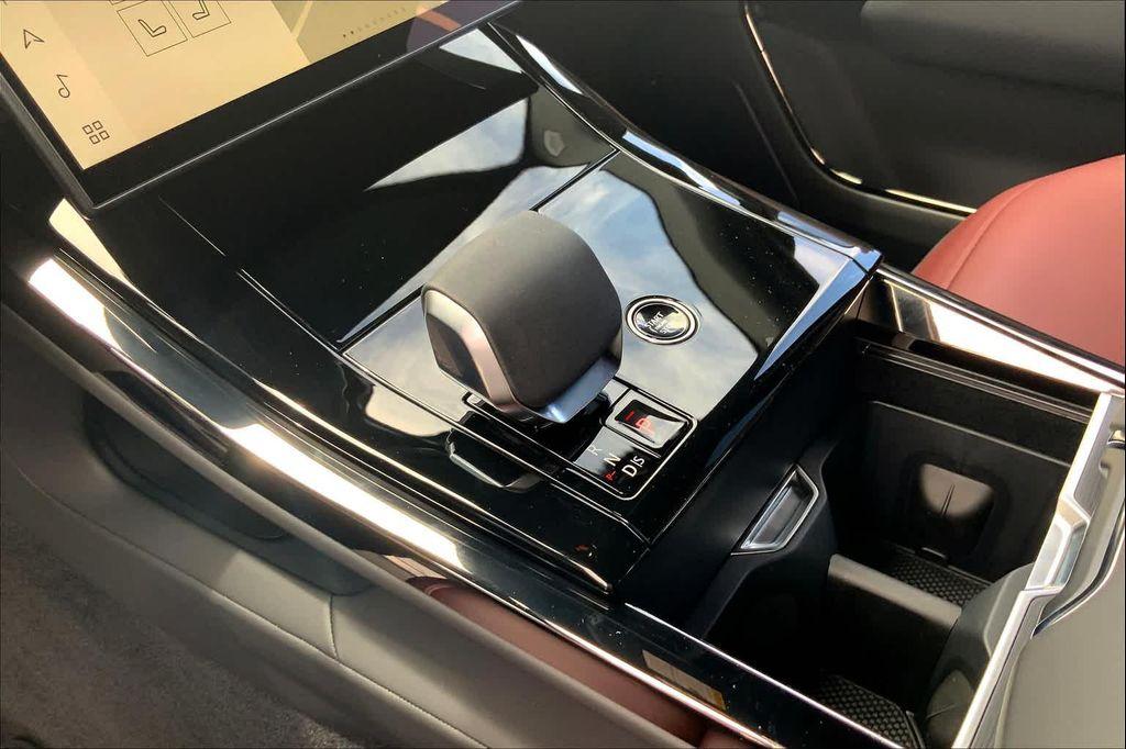 used 2024 Land Rover Range Rover Sport car, priced at $79,500