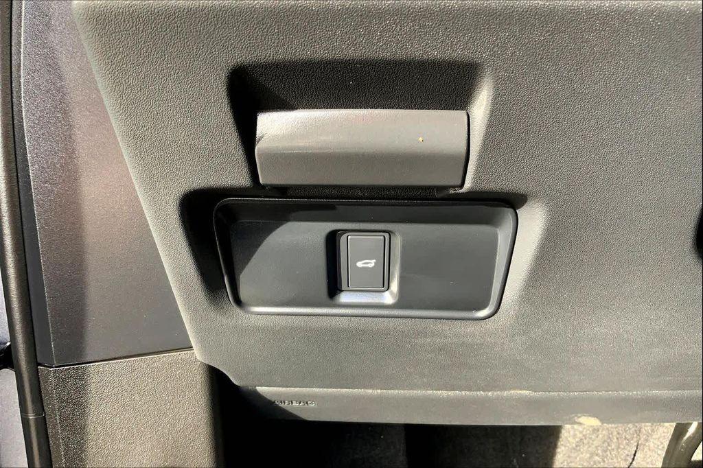 new 2026 Land Rover Range Rover Evoque car, priced at $57,165