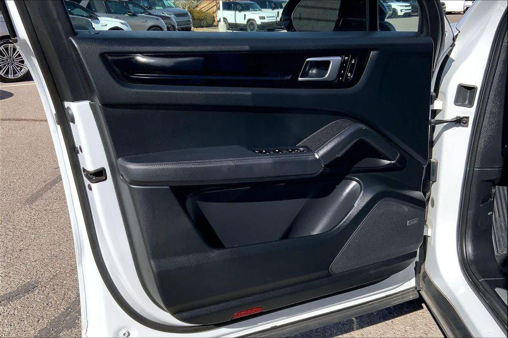 used 2021 Porsche Cayenne car, priced at $39,000