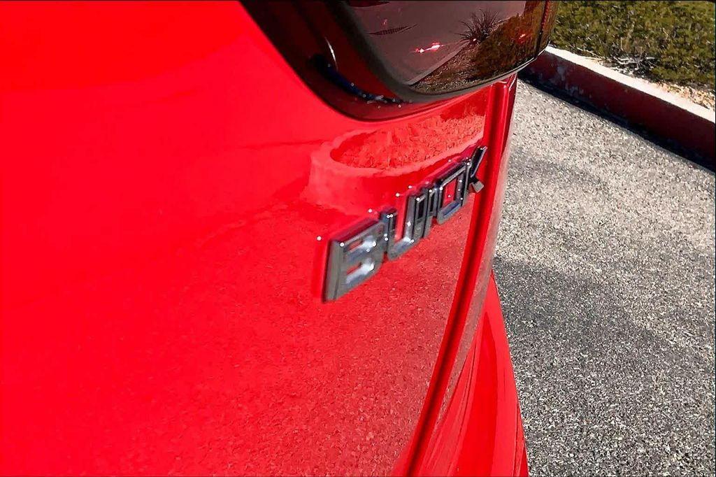 used 2025 Buick Envision car, priced at $30,300