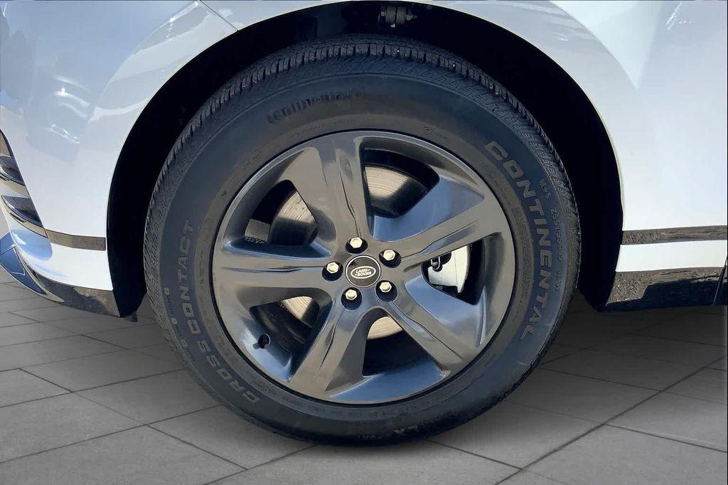 used 2025 Land Rover Range Rover Velar car, priced at $49,000