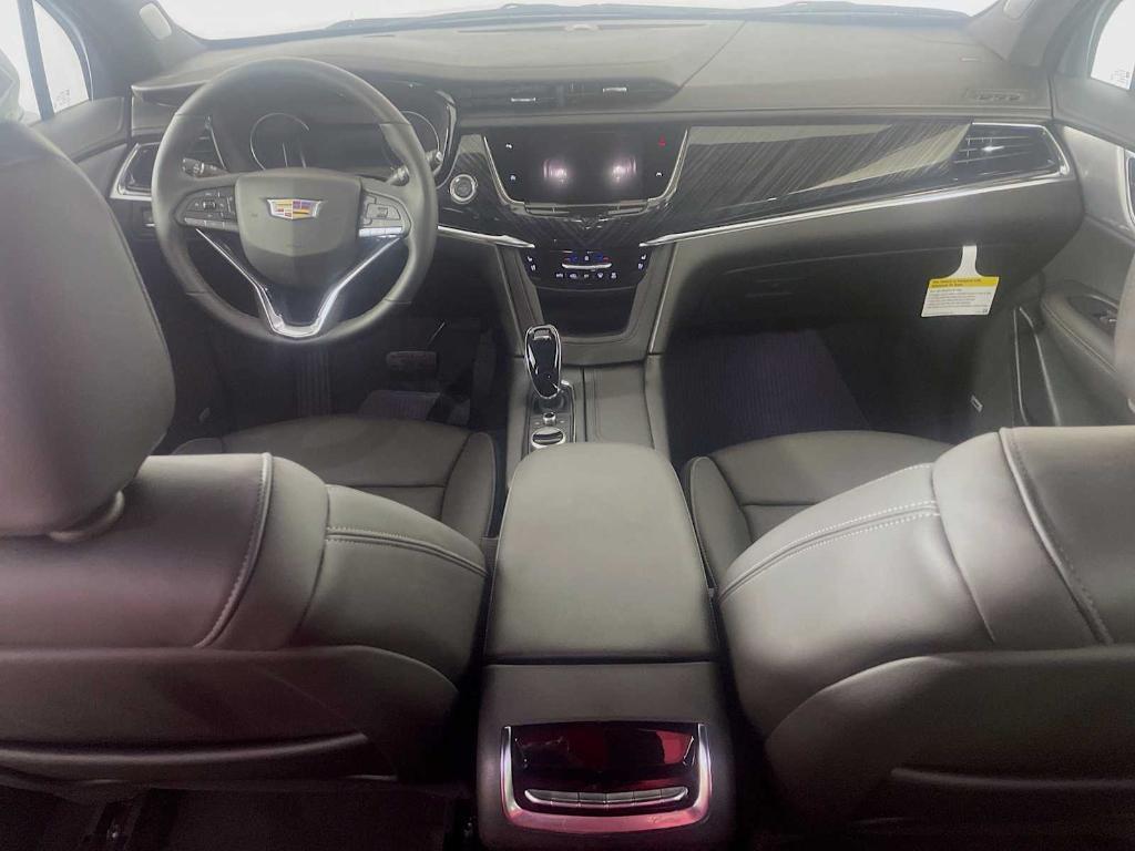 new 2025 Cadillac XT6 car, priced at $59,985