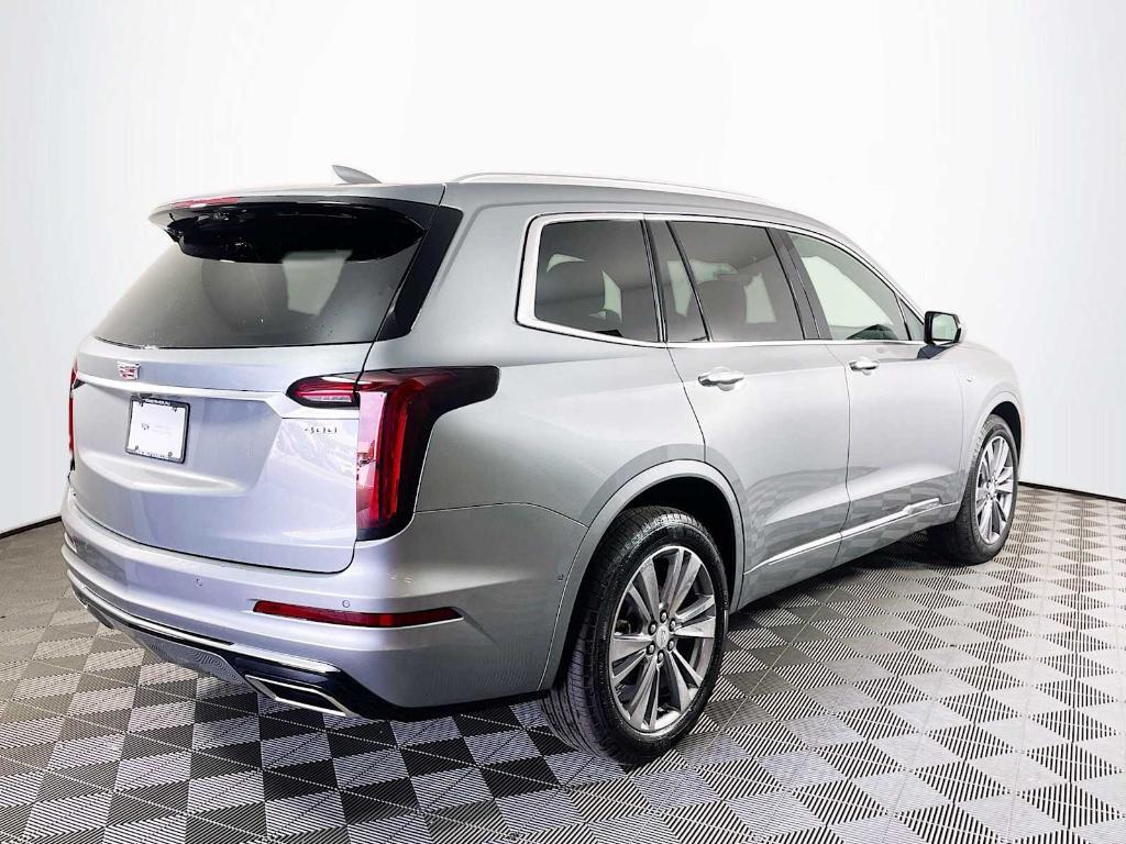 new 2025 Cadillac XT6 car, priced at $62,040