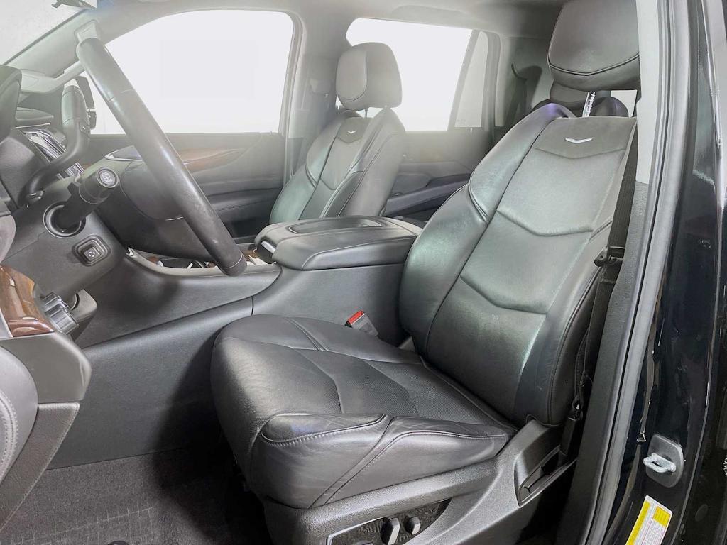 used 2020 Cadillac Escalade car, priced at $48,995