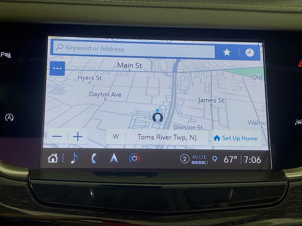 used 2022 Cadillac XT6 car, priced at $31,995