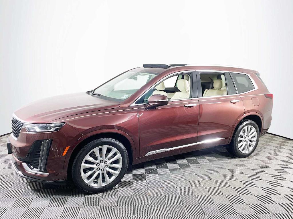 used 2022 Cadillac XT6 car, priced at $31,995