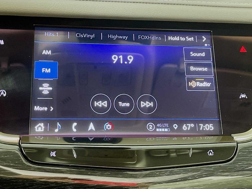 used 2022 Cadillac XT6 car, priced at $31,995