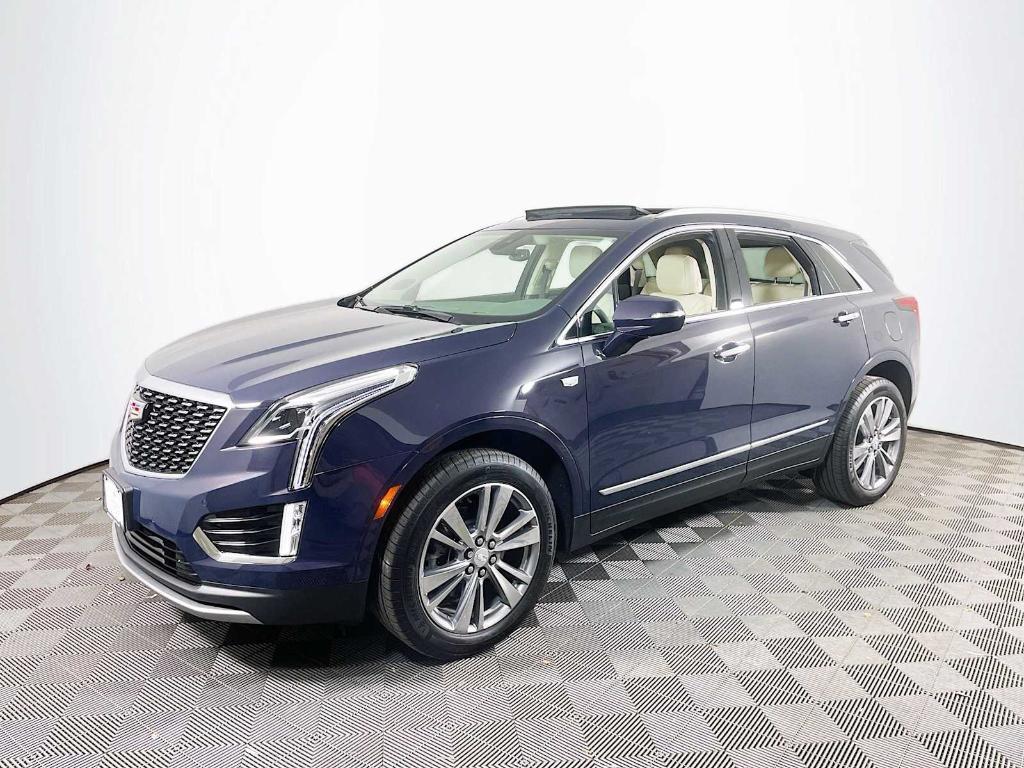 new 2025 Cadillac XT5 car
