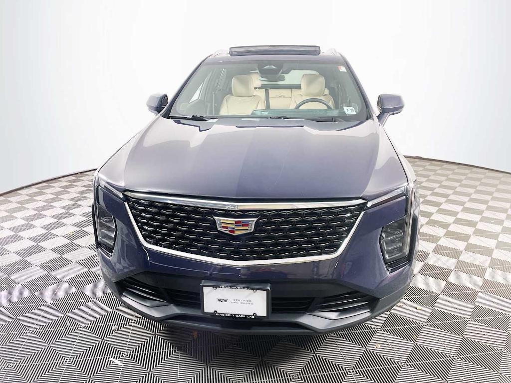 used 2024 Cadillac XT4 car, priced at $32,995