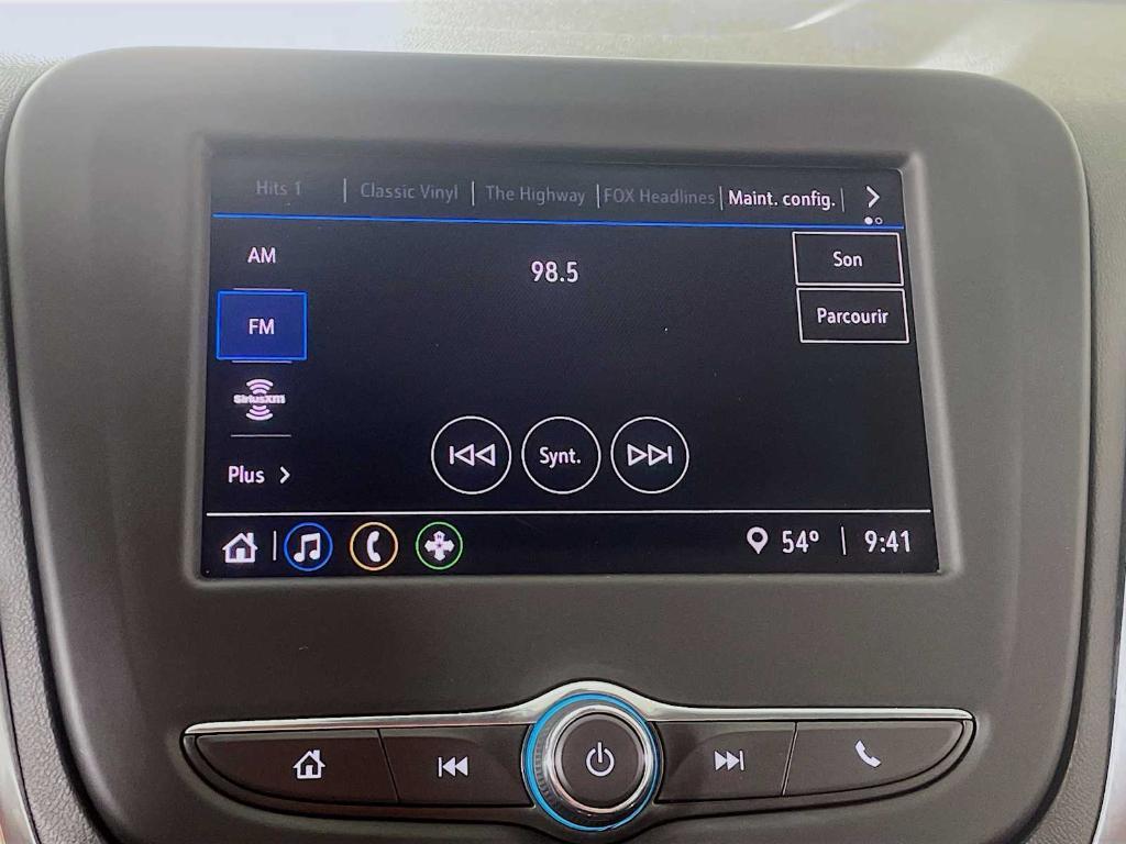 used 2023 Chevrolet Equinox car, priced at $20,995