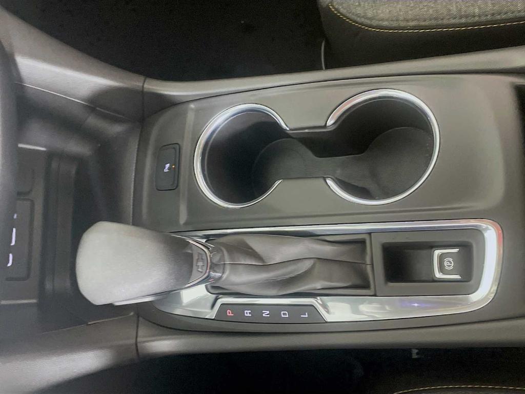 used 2023 Chevrolet Equinox car, priced at $20,995