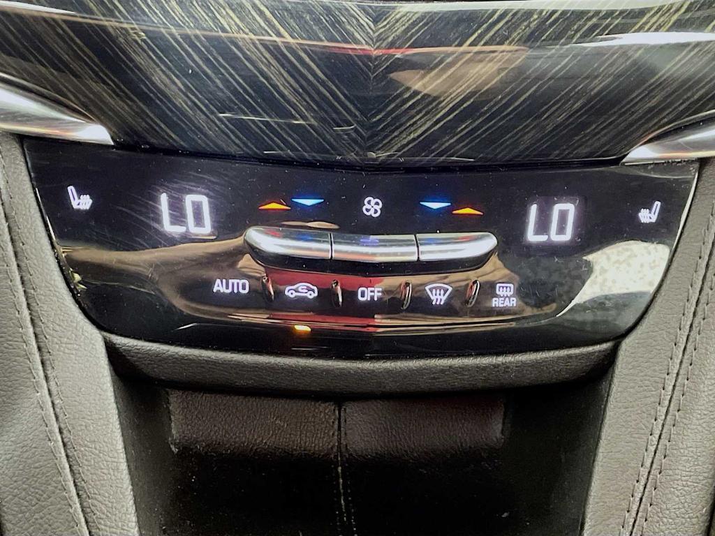 used 2021 Cadillac XT6 car, priced at $27,995