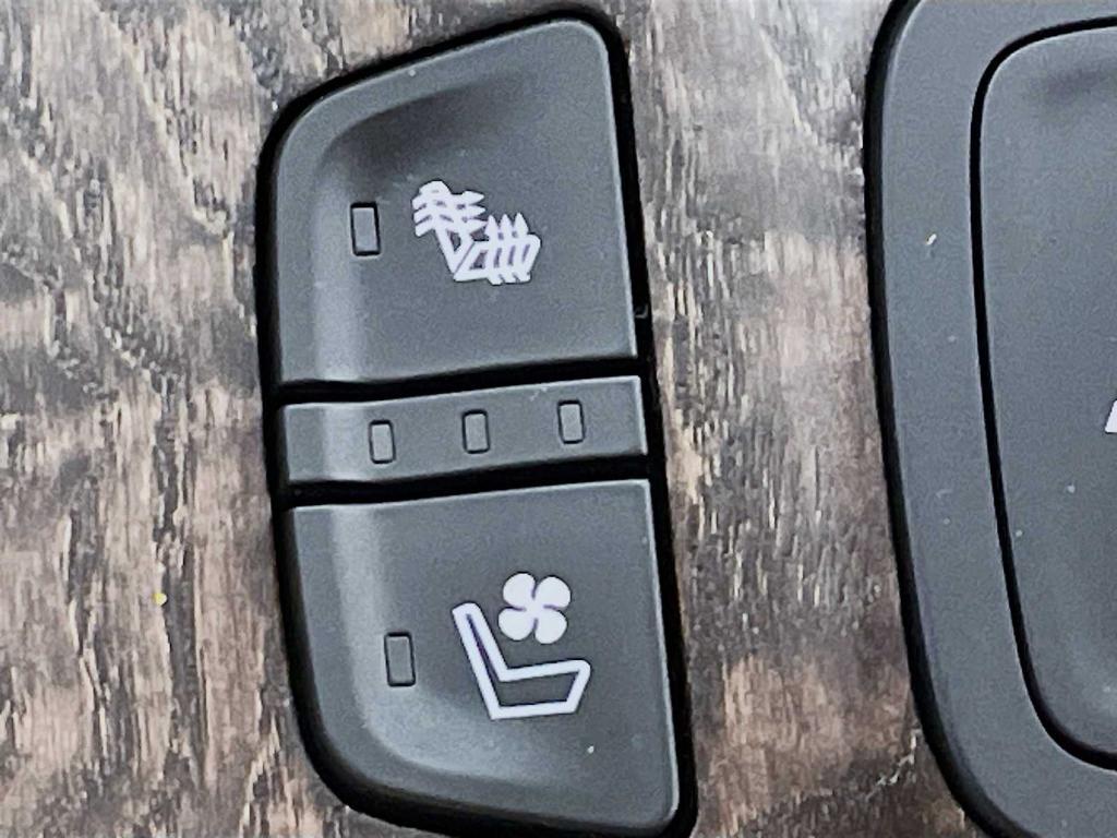 used 2021 GMC Acadia car, priced at $33,995