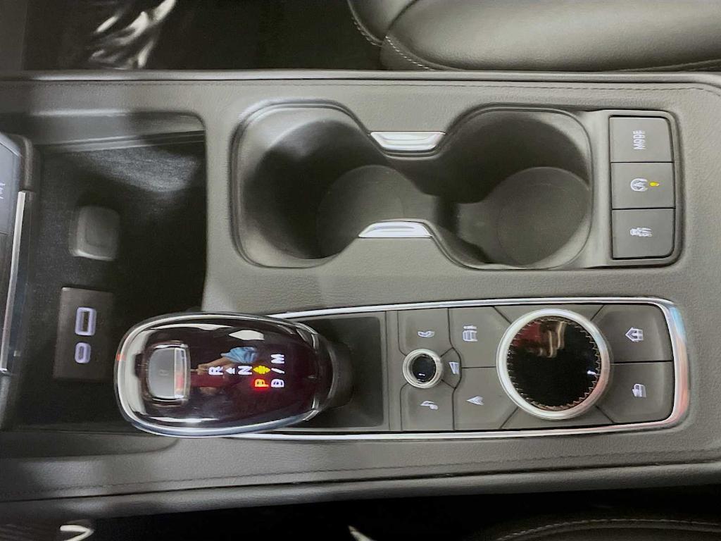 used 2024 Cadillac XT4 car, priced at $32,995