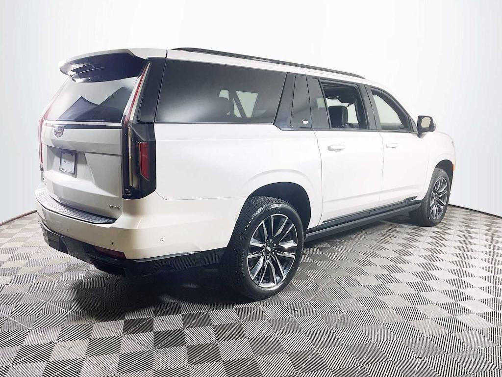 used 2022 Cadillac Escalade ESV car, priced at $69,995