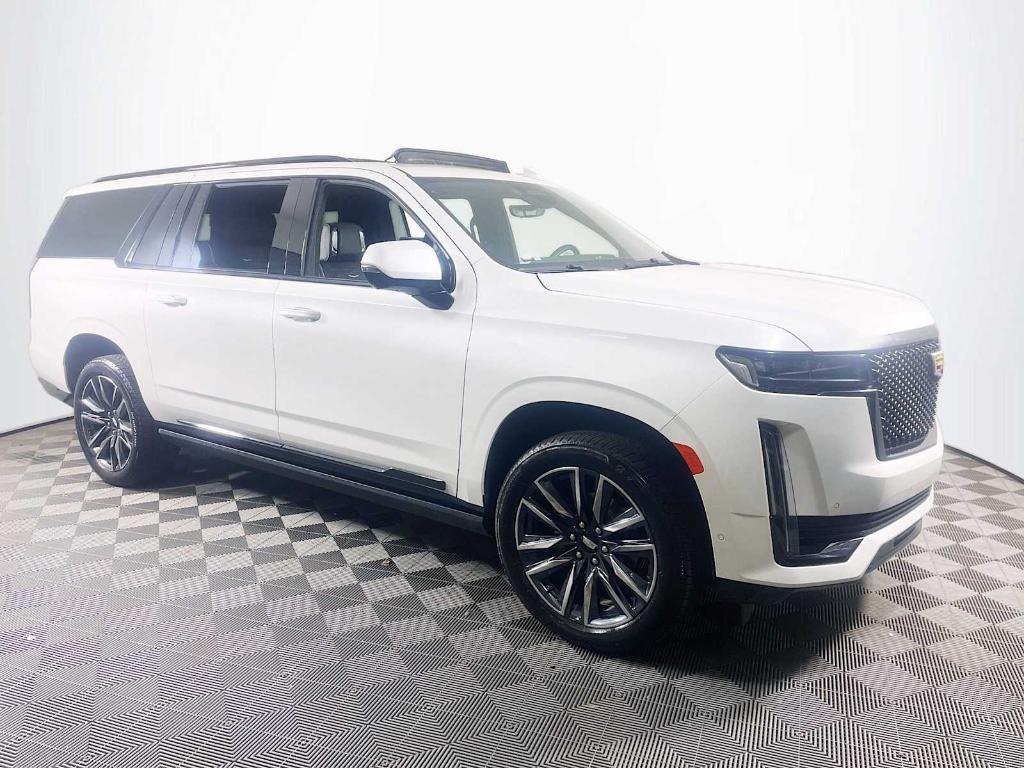 used 2022 Cadillac Escalade ESV car, priced at $69,995