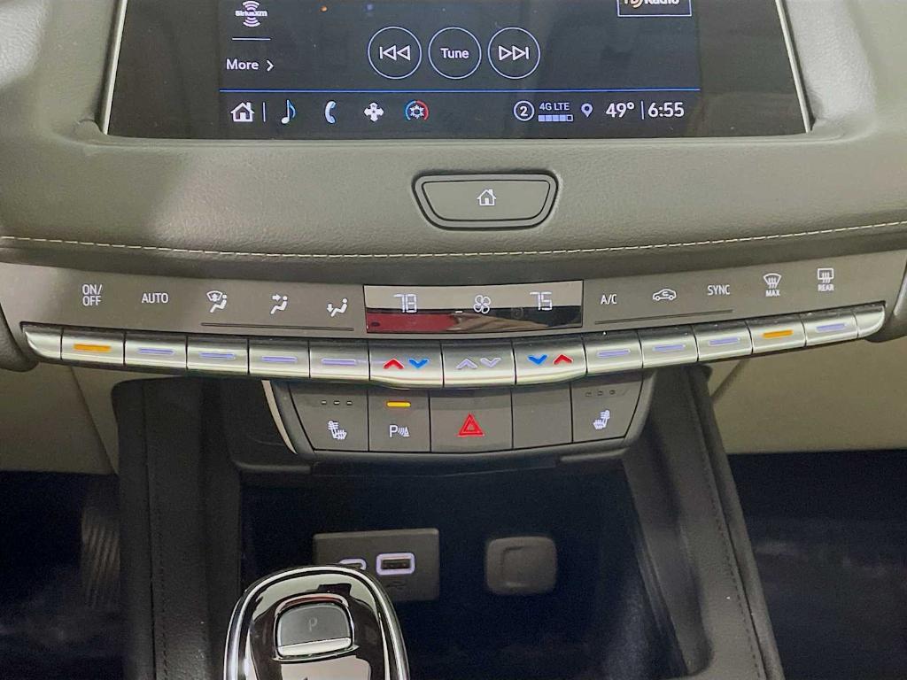 used 2023 Cadillac XT4 car, priced at $26,995