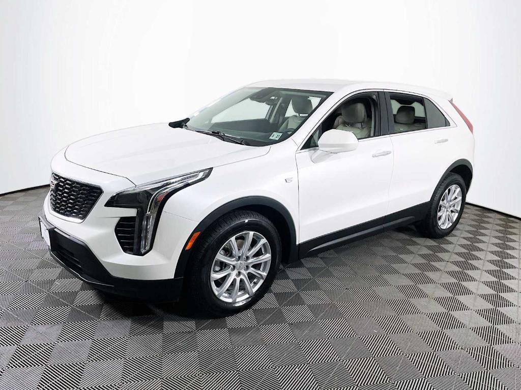 used 2022 Cadillac XT4 car, priced at $18,995