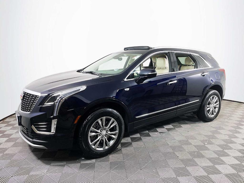 used 2022 Cadillac XT5 car, priced at $31,995