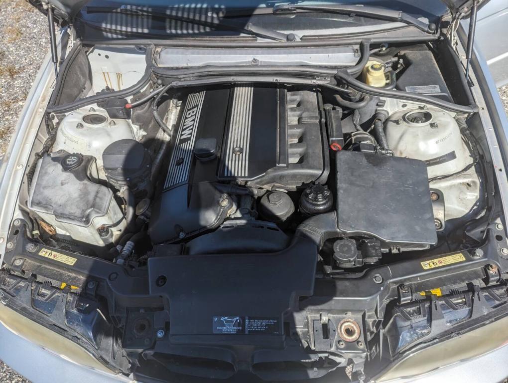 used 2001 BMW 330 car, priced at $2,600