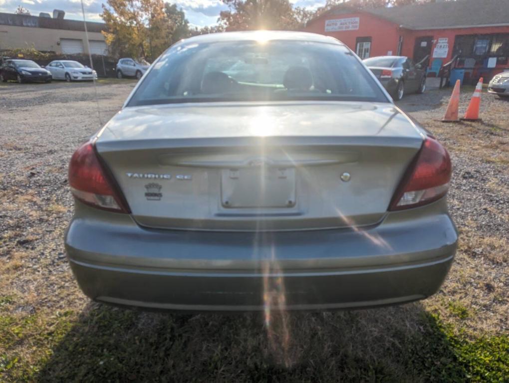 used 2004 Ford Taurus car, priced at $2,700