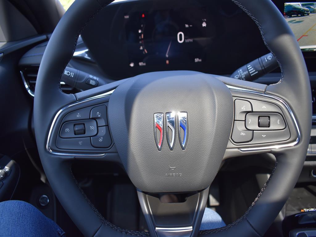 new 2025 Buick Envista car, priced at $28,295