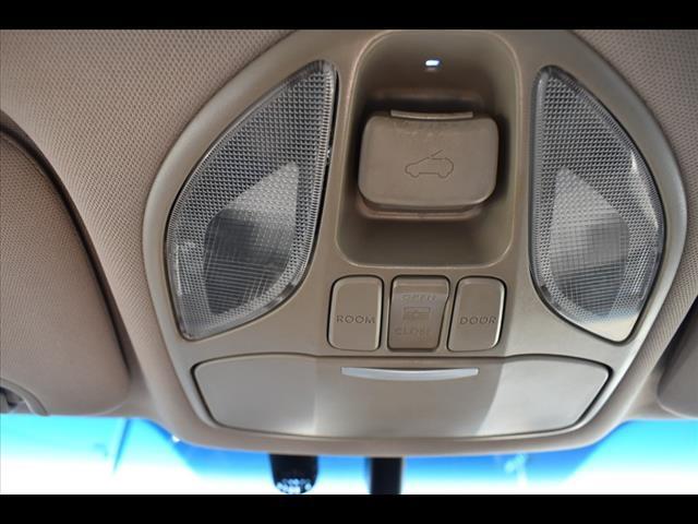 used 2013 Hyundai Santa Fe car, priced at $9,995